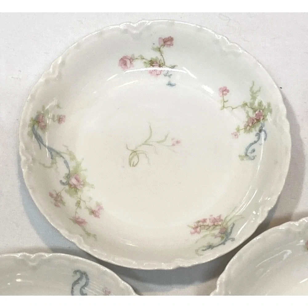 3 Haviland schleiger Dessert bowls 5 1/4